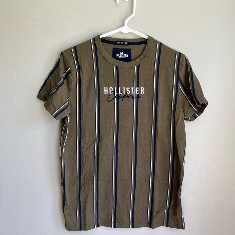 Hollister T-Shirt